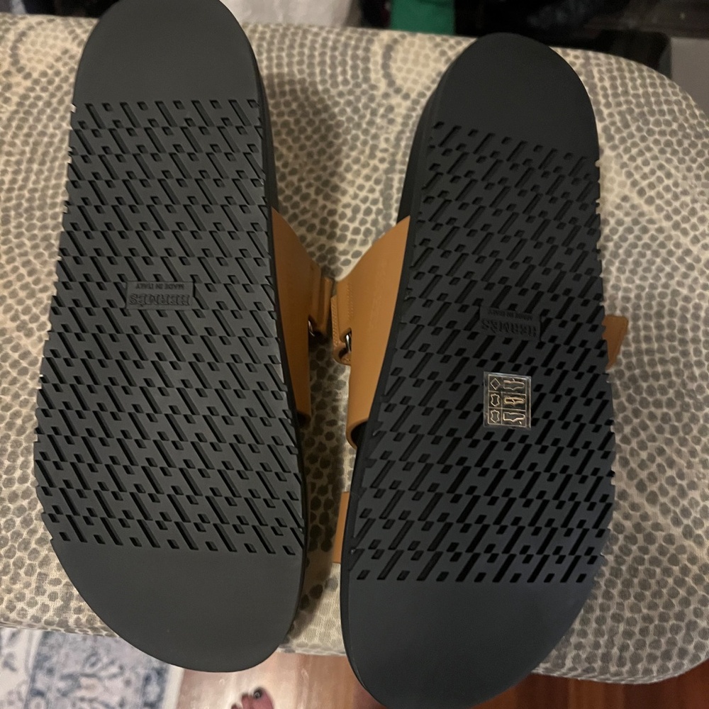 Hermes Chypre sandals - Picture 2 of 3